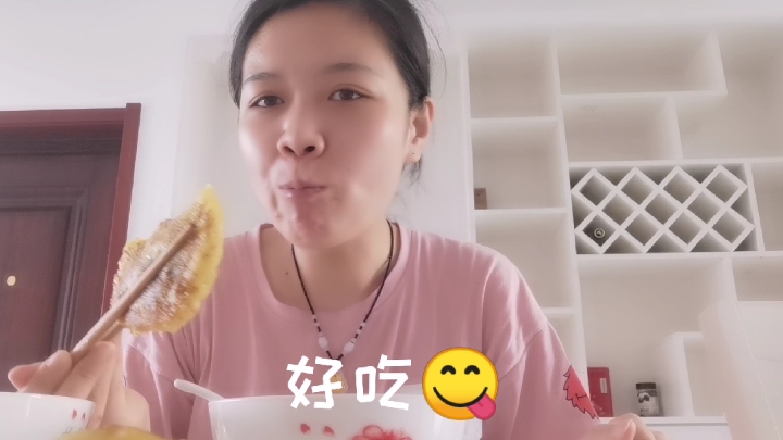 自己动手做南瓜饼,简单快速,营养又健康!早餐不错的选择!好吃